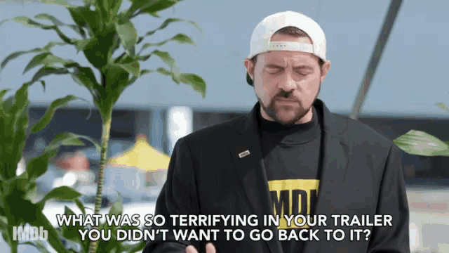 Terrifying Scared GIF - Terrifying Scared Kevin Smith GIFs