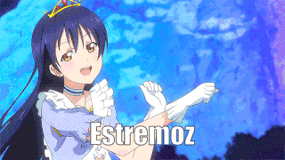 a girl with a crown on her head is wearing white gloves and the word estremoz is below her