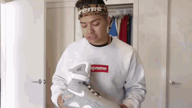 Mexican Dad Are You Crazy GIF - Mexican Dad Are You Crazy Hypebeast GIFs