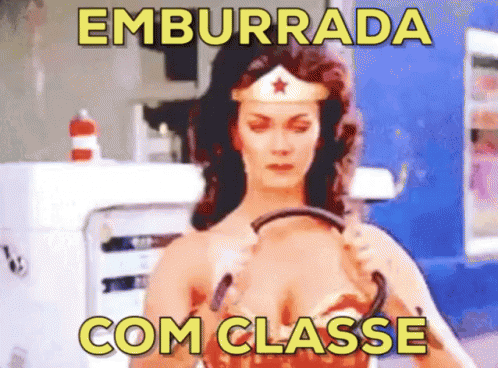 Mulher Maravilha / Emburrada Com Classe / Irritada / Séria GIF - Grumpy Wonder Woman Serious GIFs