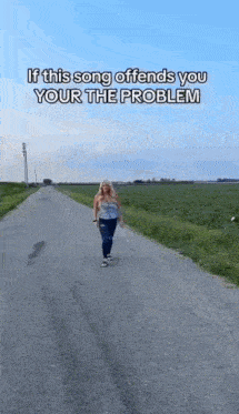 Walking Offended GIF - Walking Offended Blonde GIFs
