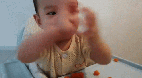 Baby Clap GIF - Baby Clap Clapping Hands GIFs