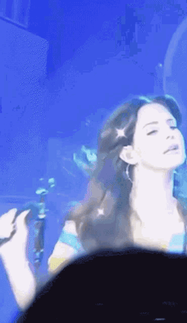 Lana Del Rey Queen GIF - Lana Del Rey Queen Smoking GIFs
