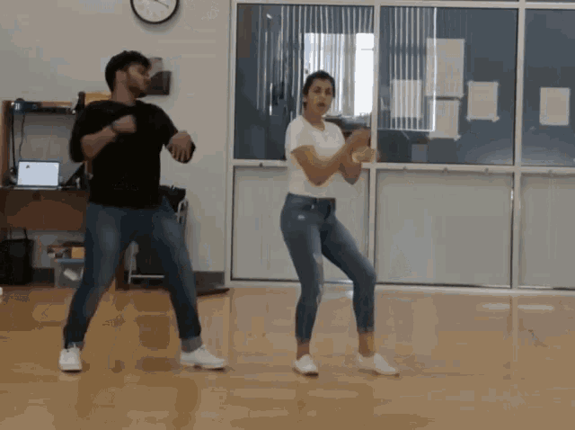 Michael Jackson Dance Whip It GIF - Michael Jackson Dance Whip It Dancing Sasha Singh GIFs