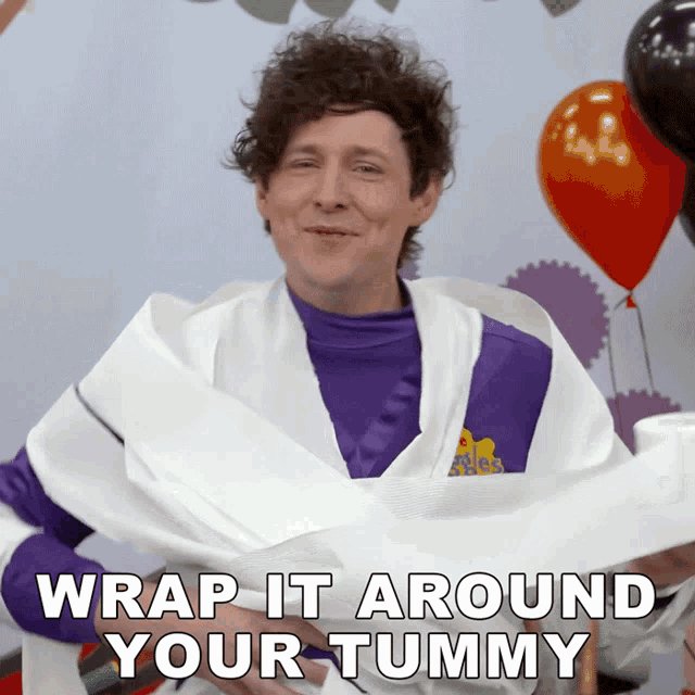 Wrap It Around Your Tummy Lachy Wiggle GIF - Wrap It Around Your Tummy Lachy Wiggle The Wiggles GIFs