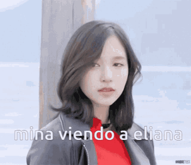 mina viendo a eliana is written next to a woman