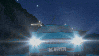 a blue car with dm 2581b on the license plate
