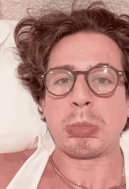 Sarahmcfadyen Charlie Puth GIF