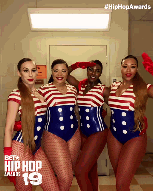 a group of women are posing for a photo for the bet hip hop awards 19