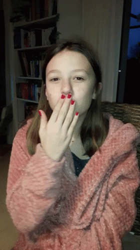 Bisousalice Flying Kiss GIF - Bisousalice Bisous Flying Kiss GIFs