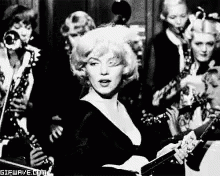 Wink Marilyn Monroe GIF - Wink Marilyn Monroe GIFs