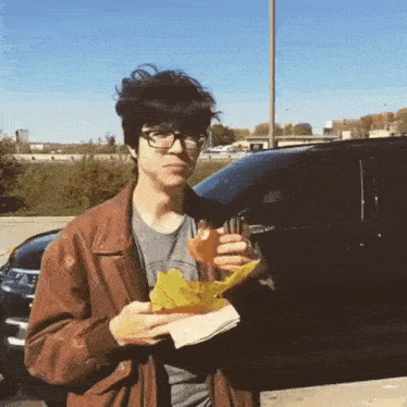 Will Toledo Eats Cheeseburgers GIF