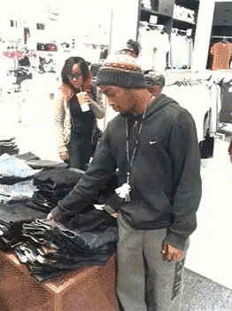 Too Expensive GIF - Nope Shopping Cost GIFs