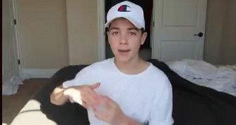 Joey Birlem Youtuber GIF - Joey Birlem Youtuber Thumbs Up GIFs