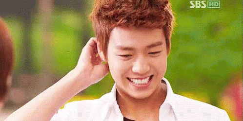 Lee Hyun Woo Shy GIF - Lee Hyun Woo Shy Smile GIFs