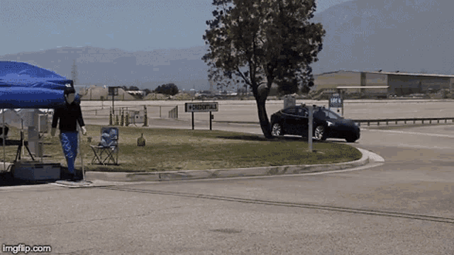 Tslaq Musked GIF - Tslaq Musked Hit By Car GIFs