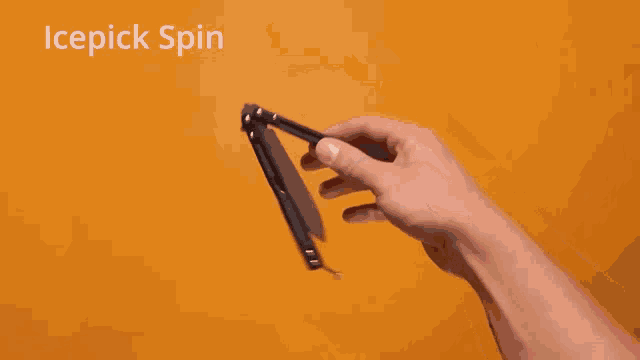 Balisong Butterfly Knife GIF - Balisong Butterfly Knife Icepick Spin GIFs