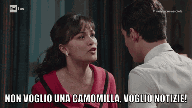 a woman talking to a man with the words non voglio una camomilla