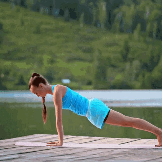 Yoga Nahibu GIF
