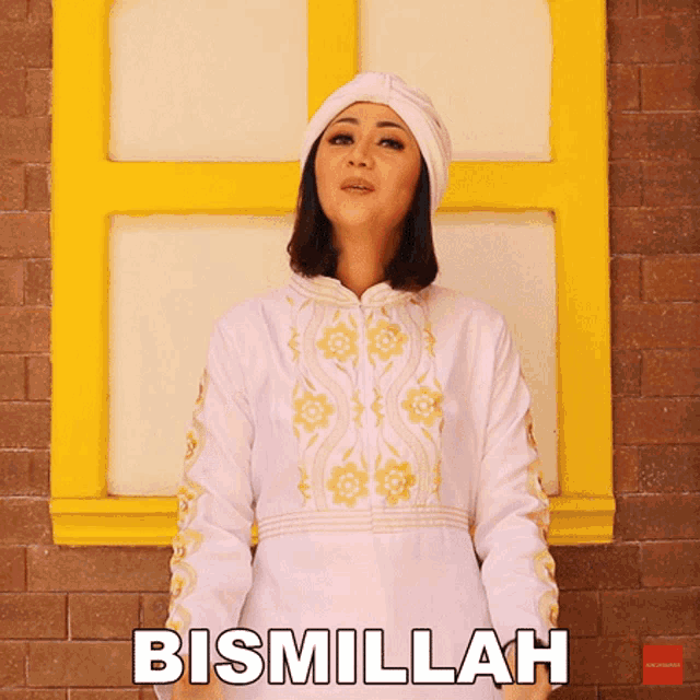 Bismillah Aida Saskia GIF - Bismillah Aida Saskia Dalam Nama Tuhan GIFs