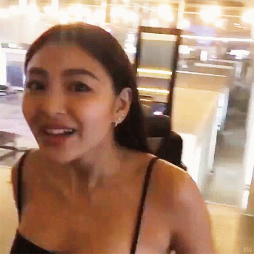 Jadine Nadine Lustre GIF - Jadine Nadine Lustre Peace Sign GIFs