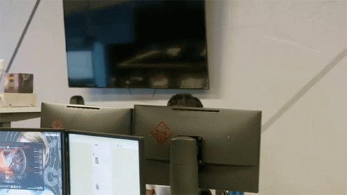 Im Here Hey There GIF - Im Here Hey There Sneak Up GIFs