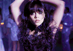 Jenna Ortega Dance GIF - Jenna Ortega Jenna Ortega GIFs