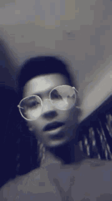 Dee Udiniya GIF - Dee Udiniya Eyeglasses GIFs