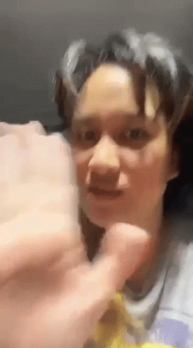 Girl Sign Language GIF - Girl Sign Language Hand Gestures GIFs