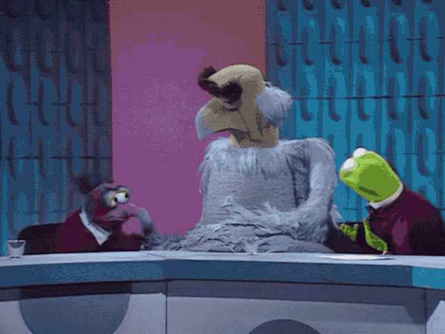 Muppets Sam The Eagle GIF - Muppets Sam The Eagle Misunderstanding GIFs