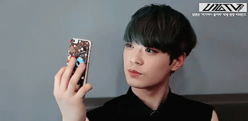 Selfie GIF - Selfie Up10tion Changhyun GIFs