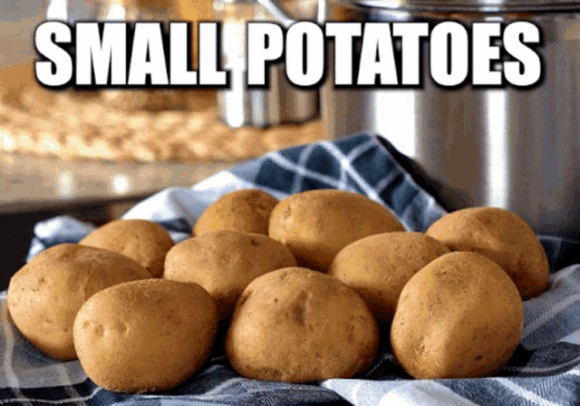 Small Potatoes Lotr Tst Fof GIF - Small Potatoes Lotr Tst Fof GIFs