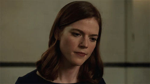 Forced Smile Maia Rindell GIF - Forced Smile Maia Rindell Rose Leslie GIFs