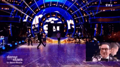 a dance stars show is being broadcasted on tv