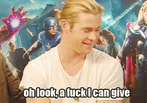 Chris Hemsworth Sassy GIF - Chris Hemsworth Sassy Oh Look GIFs