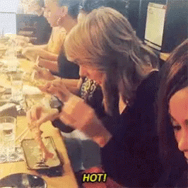 Taylor Swift Hot GIF - Taylor Swift Hot Hungry GIFs