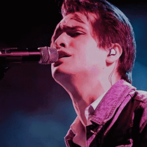 Brendon Urie GIF - Brendon Urie Patd GIFs