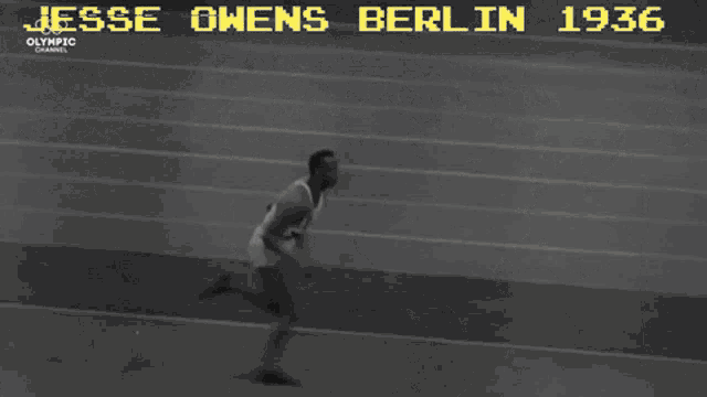Jesse Owens 1936 GIF - Jesse Owens 1936 Berlin Olympics GIFs