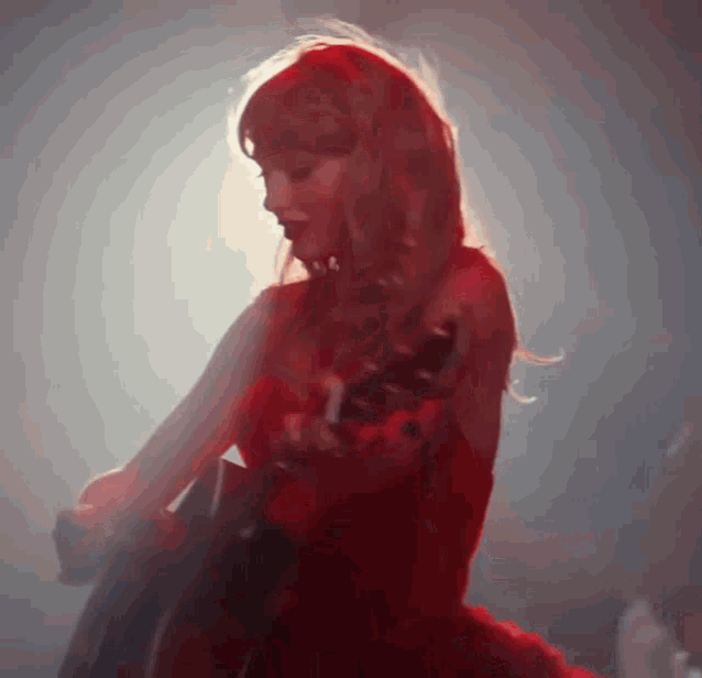I Bet You Think About Me Taylor Swift GIF - I Bet You Think About Me Taylor Swift Music Video GIFs