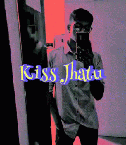 Kiss Jhatu Bhoske GIF - Kiss Jhatu Bhoske Mc GIFs