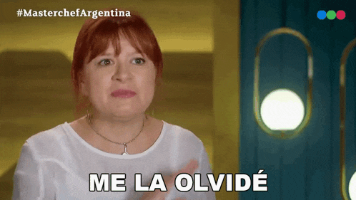 a woman says me la olvide in sign language
