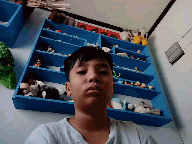 Selfie Boy GIF - Selfie Boy Stand Up GIFs