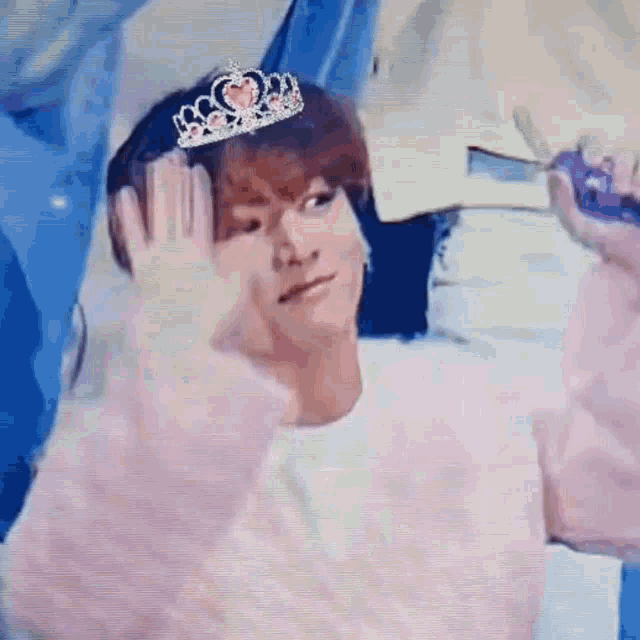 Dolliekyu Jungkook Princess GIF - Dolliekyu Jungkook Princess Jungkook Crown GIFs