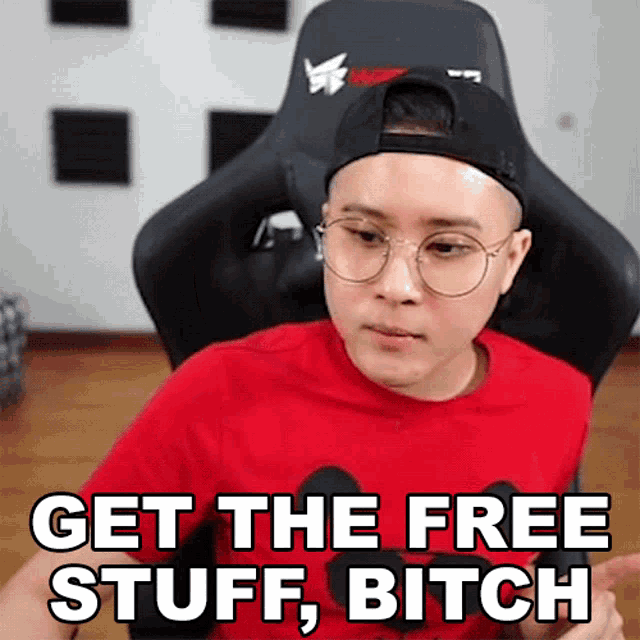 Get The Free Stuff Bitch Ceddy GIF - Get The Free Stuff Bitch Ceddy Get Those Freebies GIFs