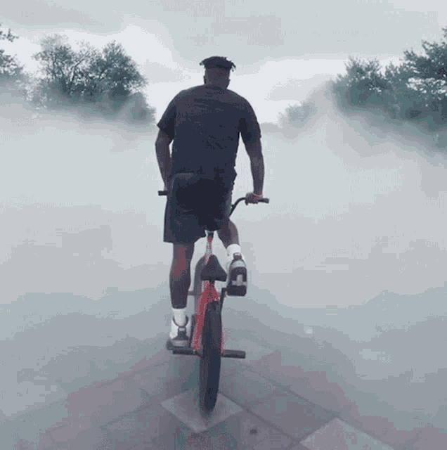 Biking Nigel Sylvester GIF - Biking Nigel Sylvester Riding A Bicycle GIFs