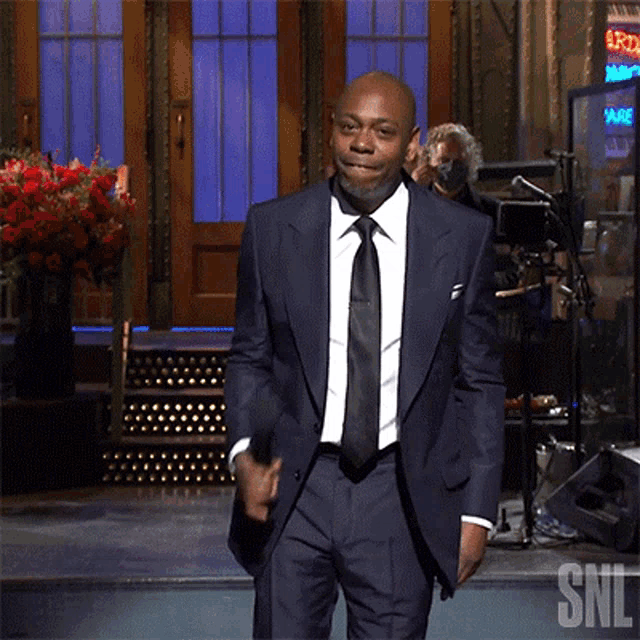 Mic Drop Dave Chappelle GIF - Mic Drop Dave Chappelle Saturday Night Live GIFs