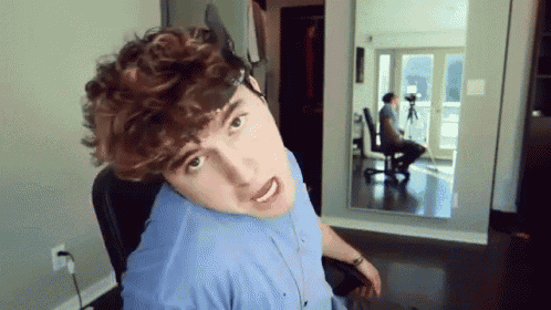 Jc😍 GIF - Youtuber Chair Spin GIFs