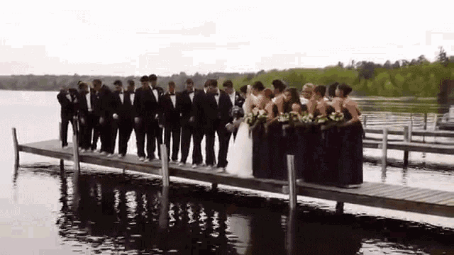 Newly Wed Epic Fail GIF - Newly Wed Epic Fail Just Got Marired GIFs