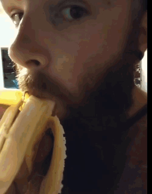 Beard Banana GIF - Beard Banana Deep GIFs