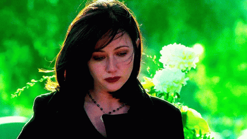 Charmed Interview Charmed Netflix GIF - Charmed Interview Charmed Netflix Charmed Prue GIFs